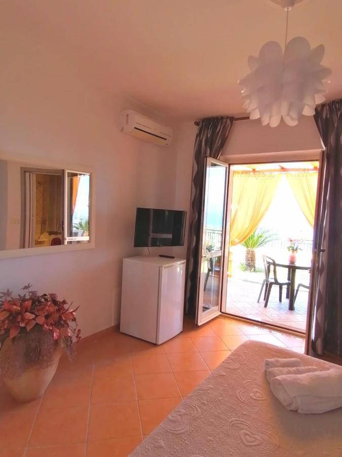 B&B "L'Eco Del Mare" Agropoli Extérieur photo